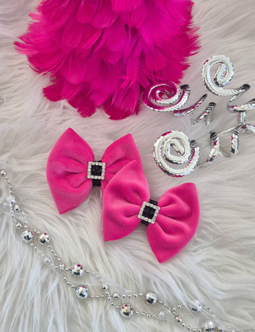 Savannah Bow PIGGIES Set-Hot Pink Plushy Velvet Santa Bow